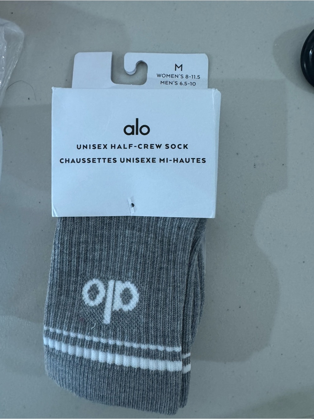 ALO Yoga Unisex Half-Crew Throwback Sock Athletic Heather Grey/White